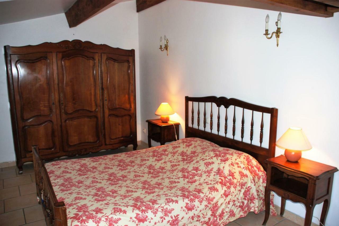 Les Jardins Du Mas Evesque Bed and Breakfast Rousson  Exteriör bild